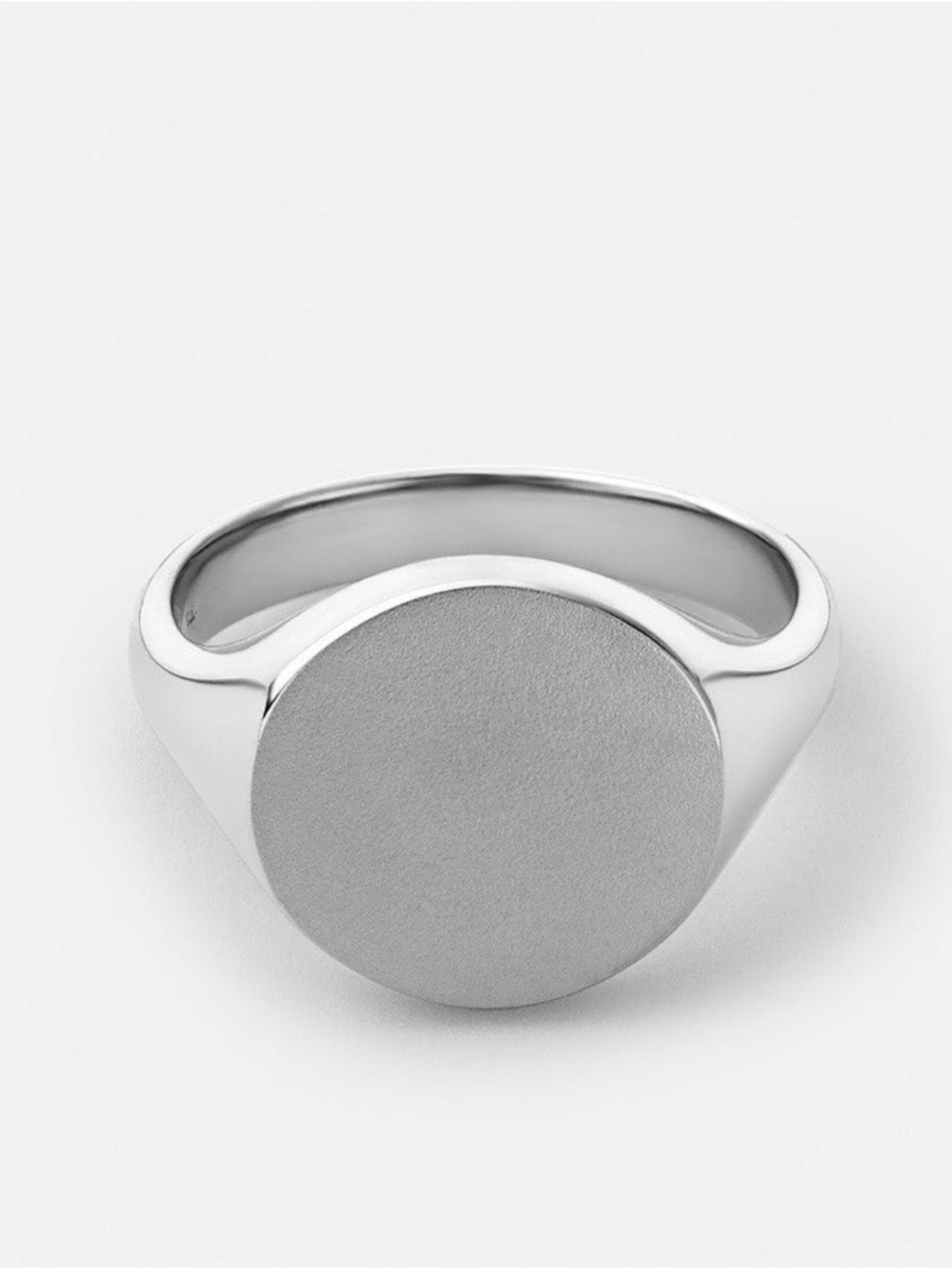 Miansai Wells Signet Ring Sterling Silver. Size 8. Like new.